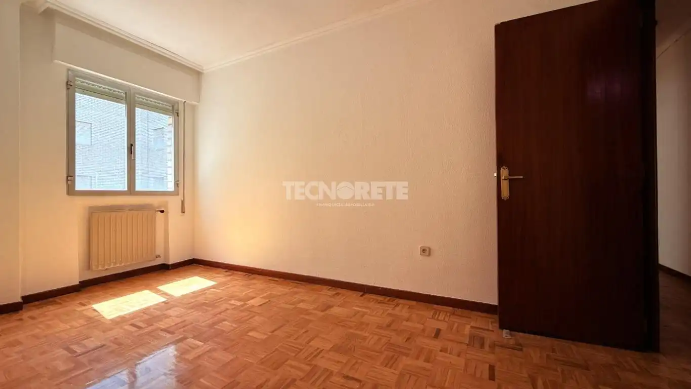 Habitación de Piso en venta en Guadalajara con Calefacción, Parquet y Terraza