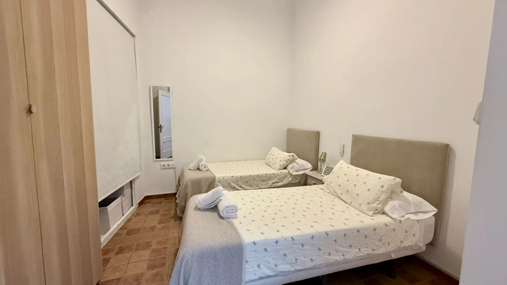 Habitación de Piso de alquiler en Cádiz con Amueblado, Horno y Lavadora