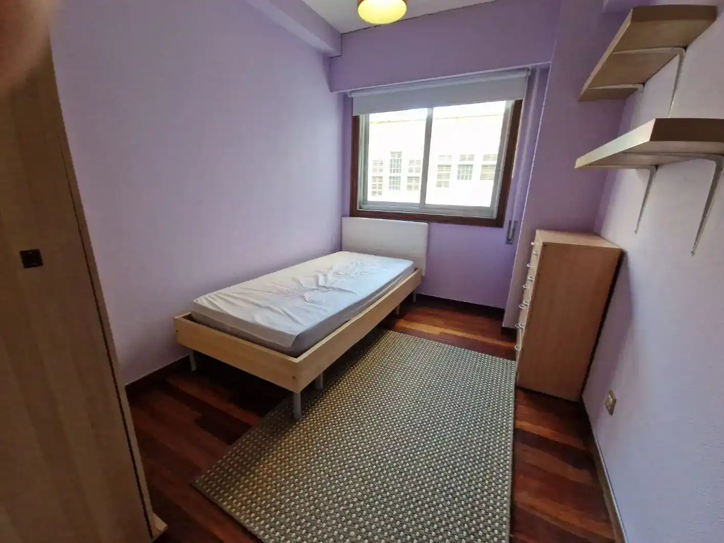 Bedroom of Apartments for rent in Vigo   with Parquet flooring and Furnished