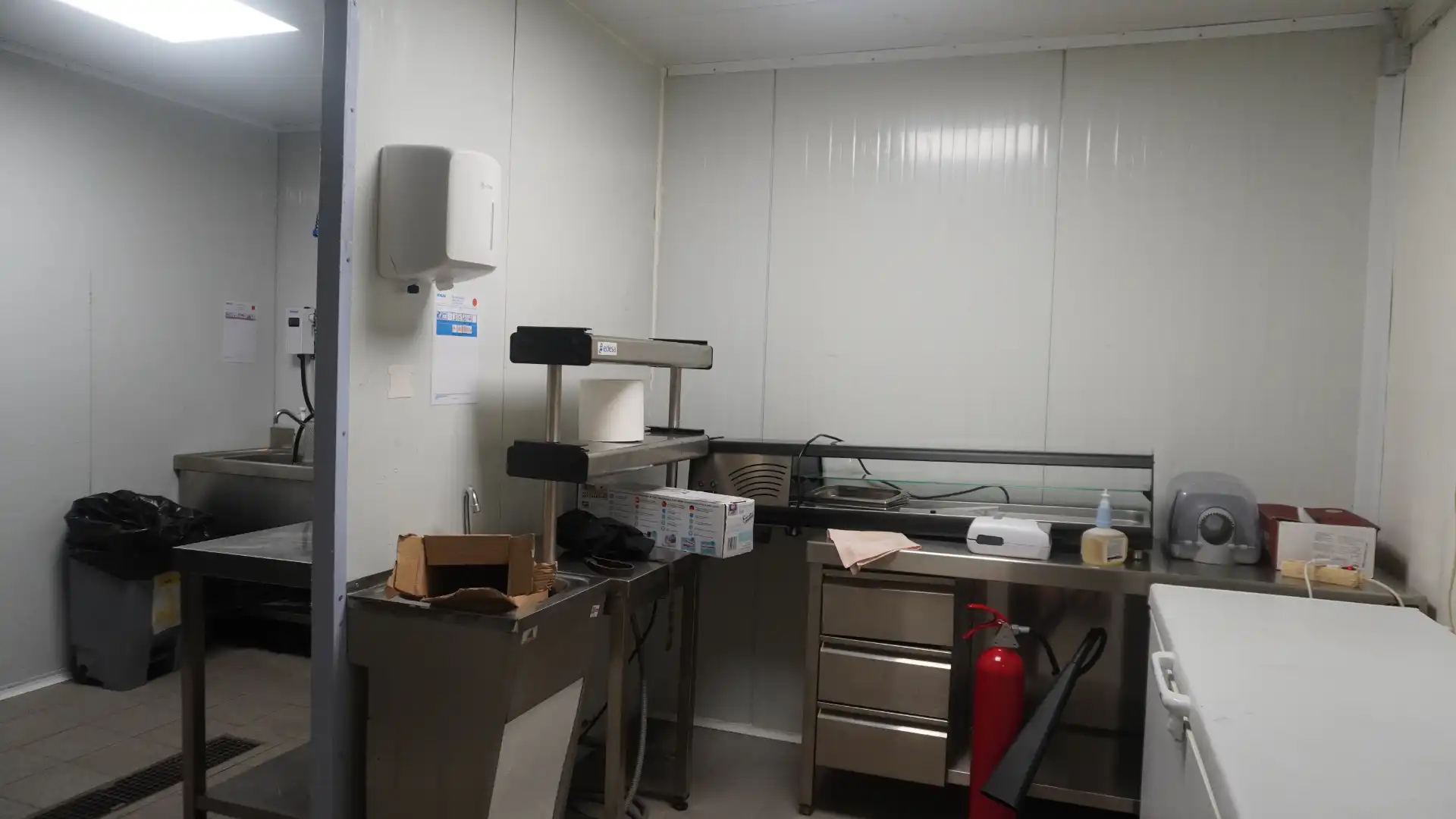 Business premises for sale in Carrer de Santiago Rusiñol 18, imagen 14