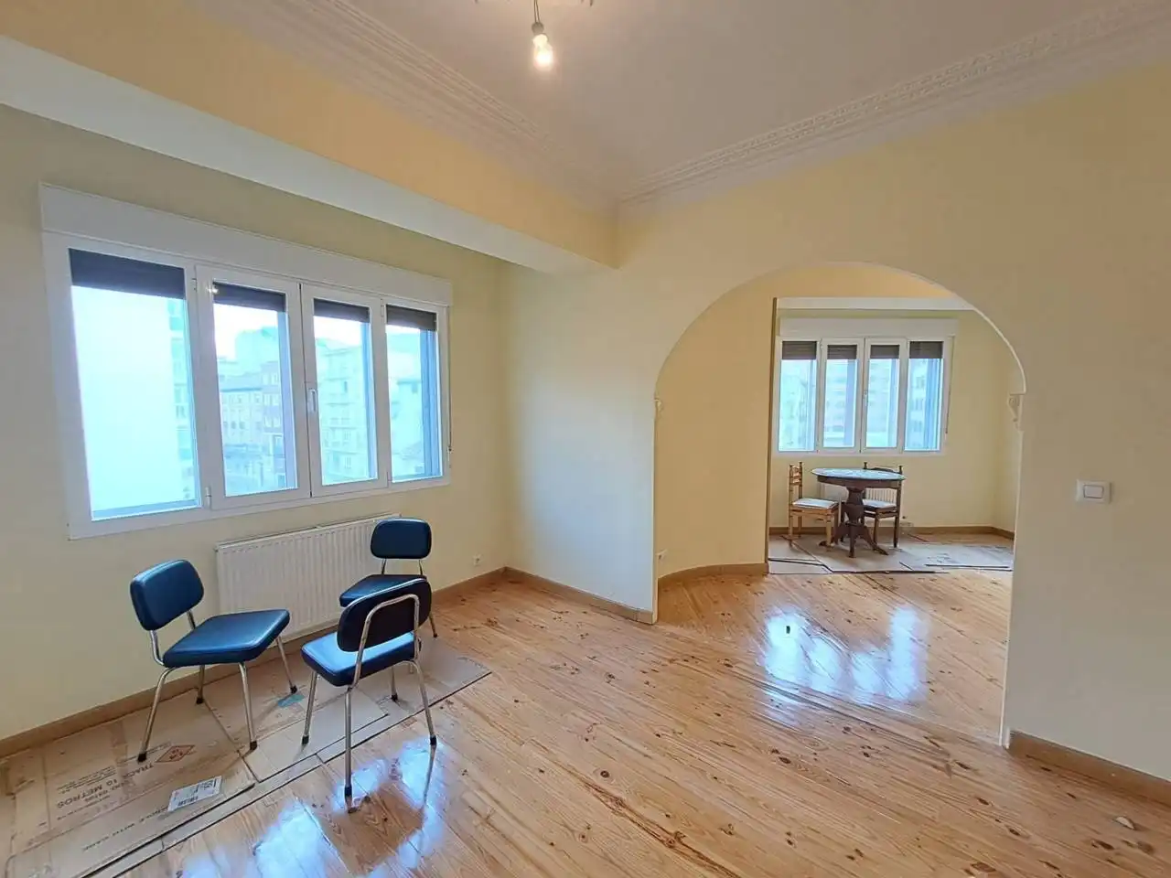 Sala d'estar de Pis en venda en Zona Sur - Barrio Cortes