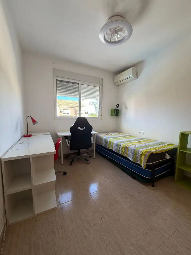 Detached homes for rent in Riba-roja de Túria