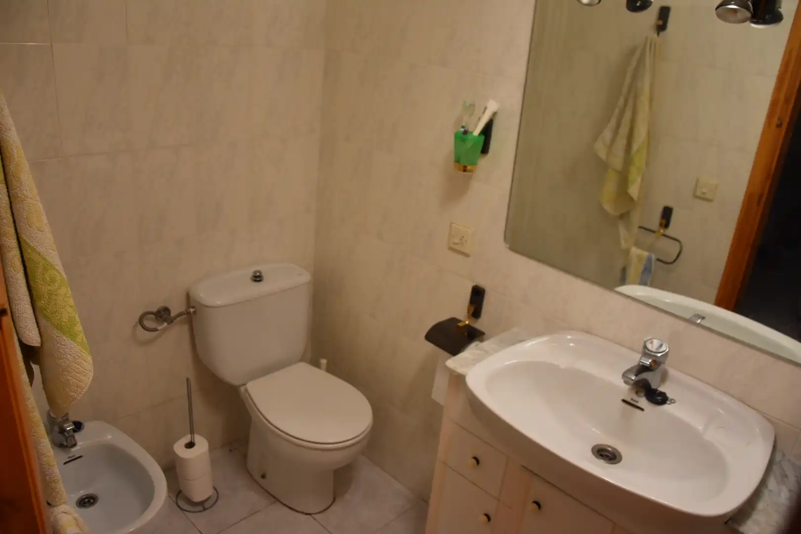 Bathroom of Houses for sale in Valdealgorfa