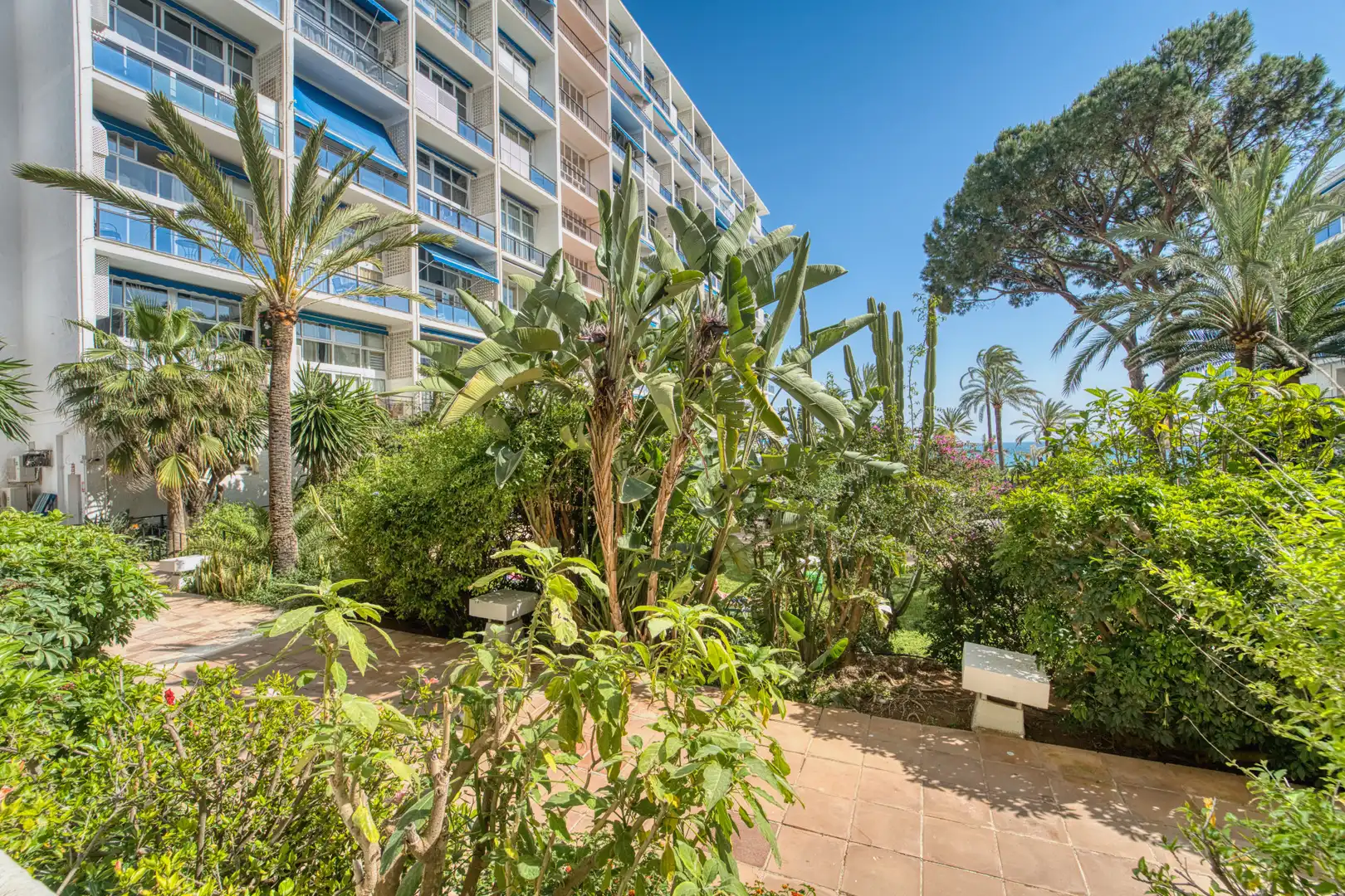 Jardí de Dúplex en venda en Marbella amb Calefacció, Terrassa i Piscina
