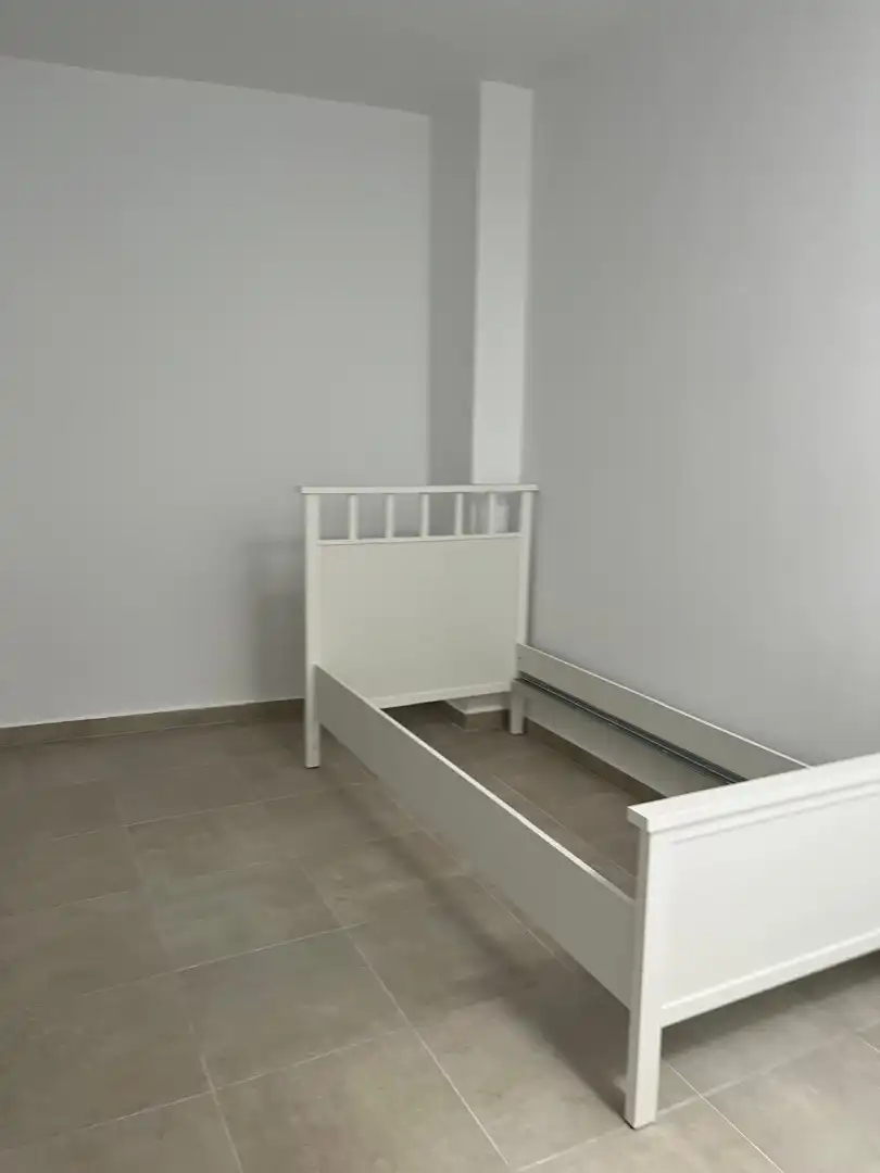 Dormitori de Dúplex en venda en Fernán-Núñez amb Aire condicionat, Terrassa i Moblat