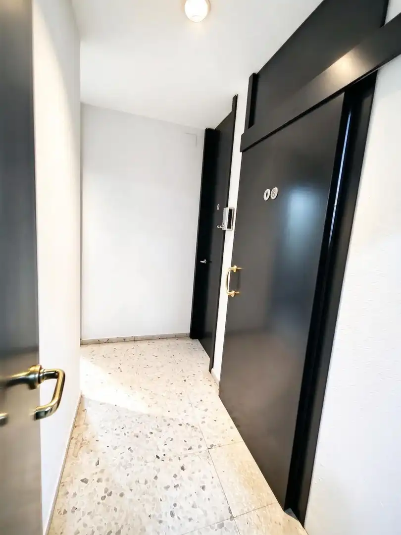 Office space with lift for sale in Casco Antiguo, imagen 8