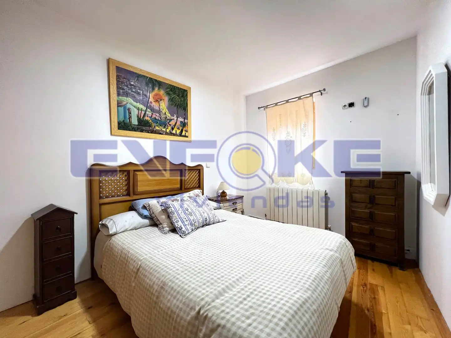 Schlafzimmer von Einfamilien-Reihenhaus zum Verkauf in Moratilla de los Meleros mit Heizung, Parkett und Möbliert