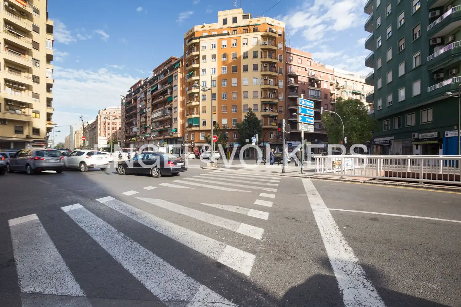 Vista exterior de Piso de alquiler en Valencia con Calefacción