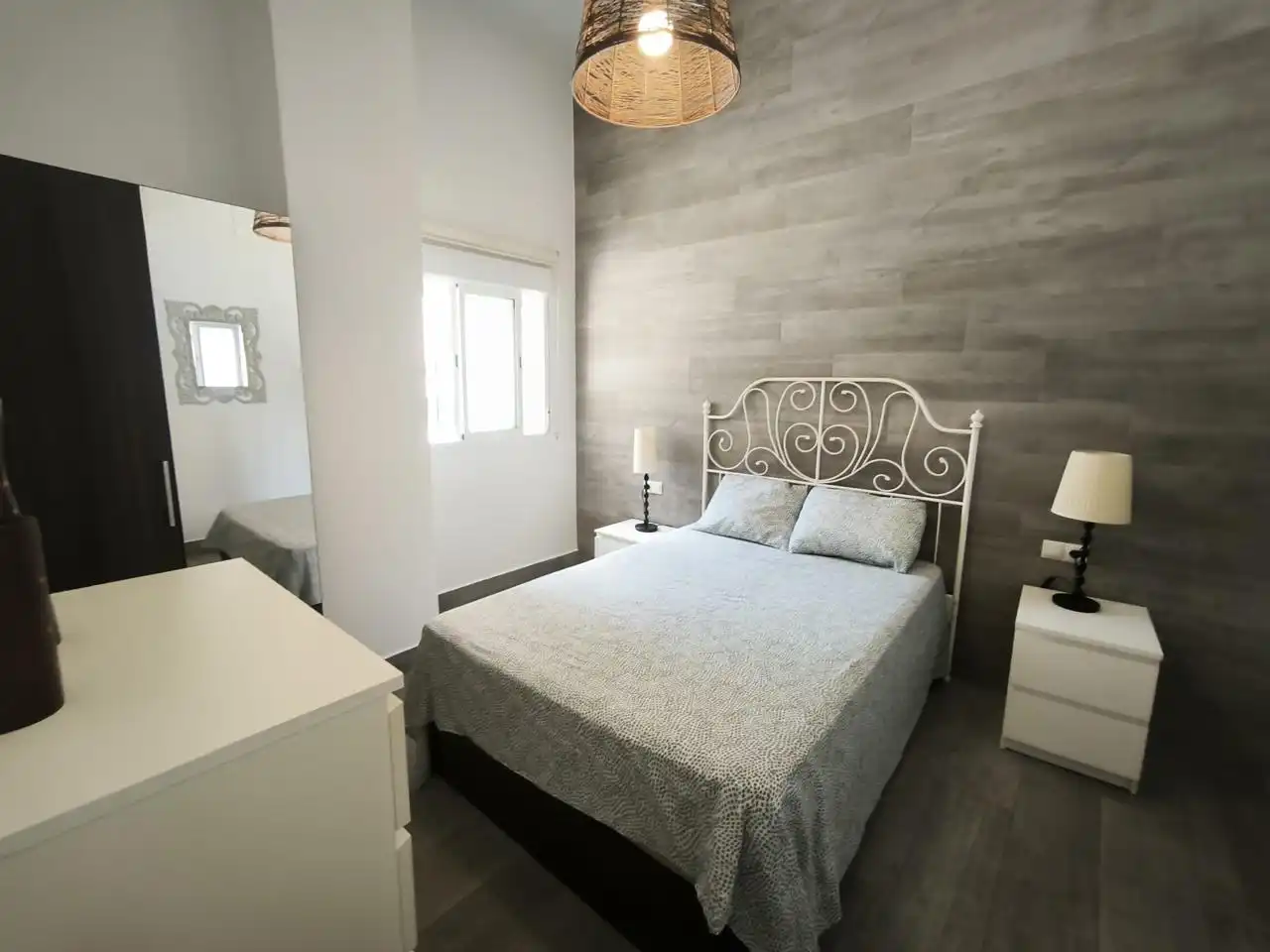 Habitación de Planta baja de alquiler en Málaga con Amueblado