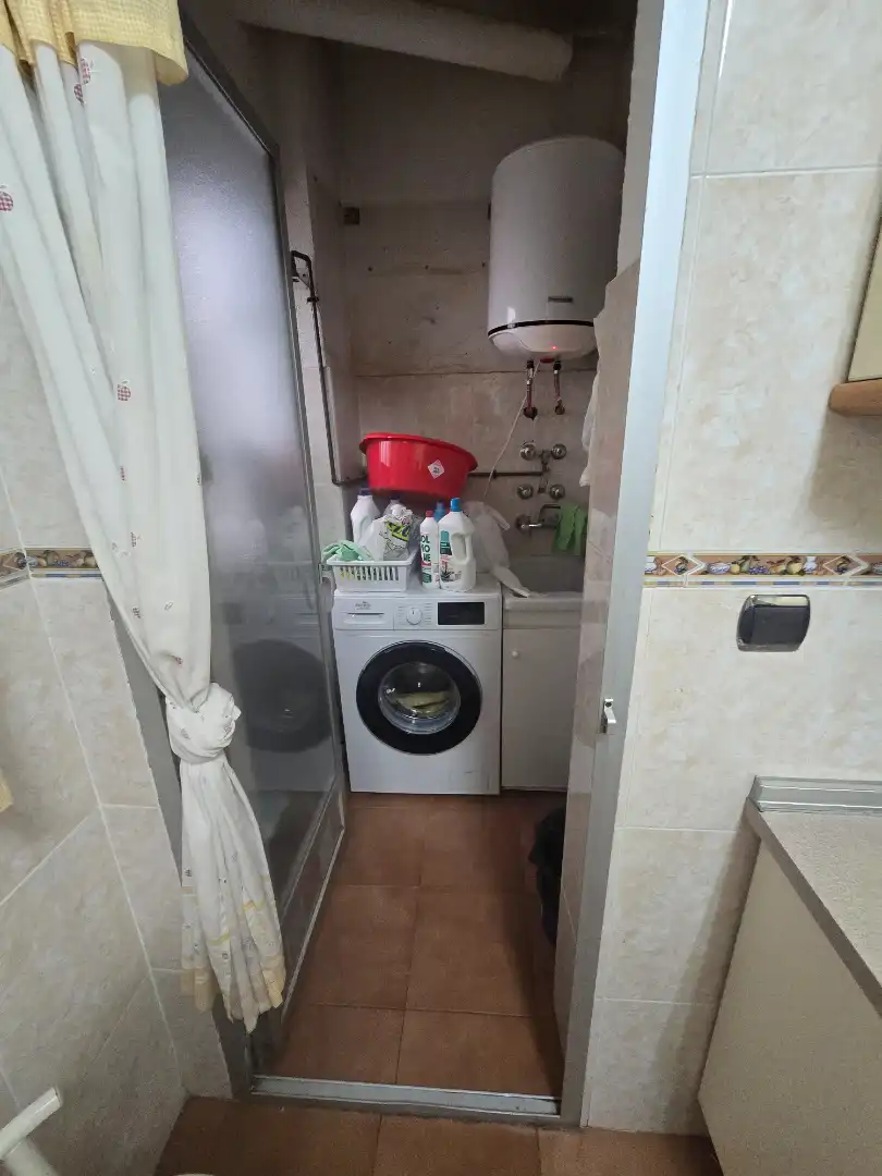 Bany de Pis en venda en Jaén amb Aire condicionat, Moblat i Forn