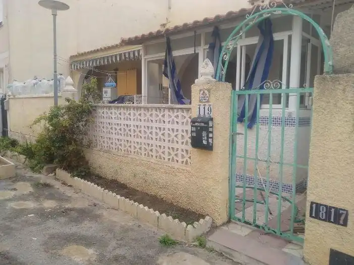 Casa en venta en Marina-Josefina 1816, imagen 2