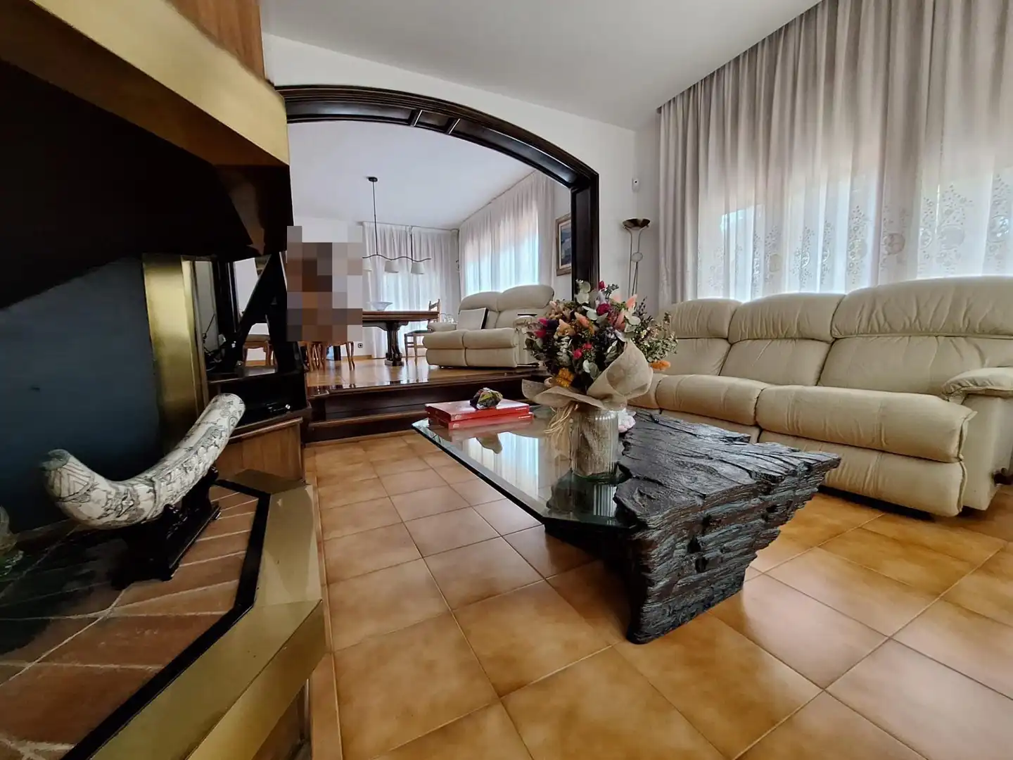 Sala d'estar de Casa o xalet en venda en Castellar del Vallès amb Aire condicionat, Calefacció i Jardí privat