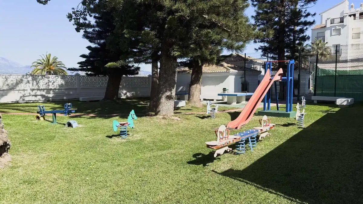 Jardí de Pis en venda en Salobreña amb Terrassa, Moblat i Microones