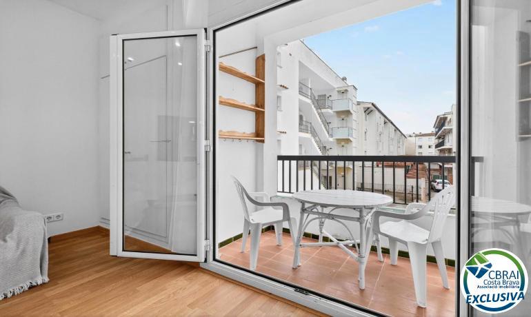 Photo 1 of Flat for sale in Avgda.fages de Climent, 1l, Moxó - Sant Mori, Girona