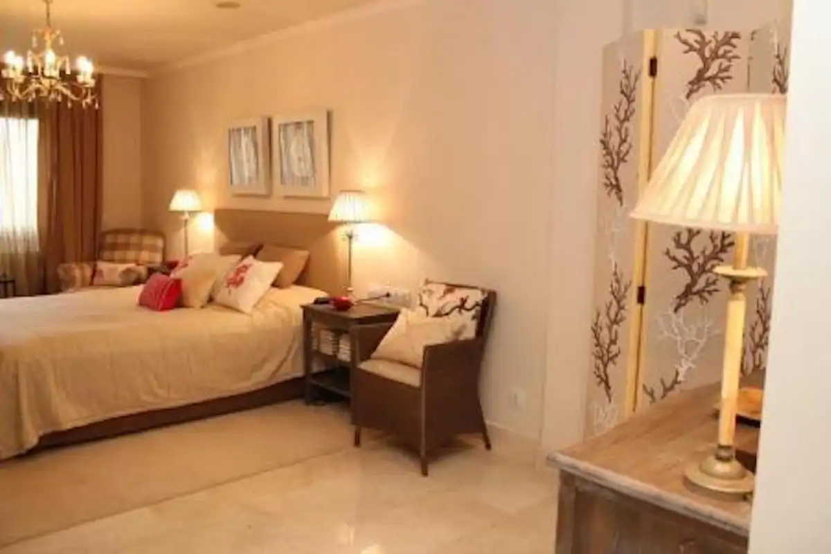 Habitación de Ático en venta en Marbella con Terraza, Trastero y Amueblado