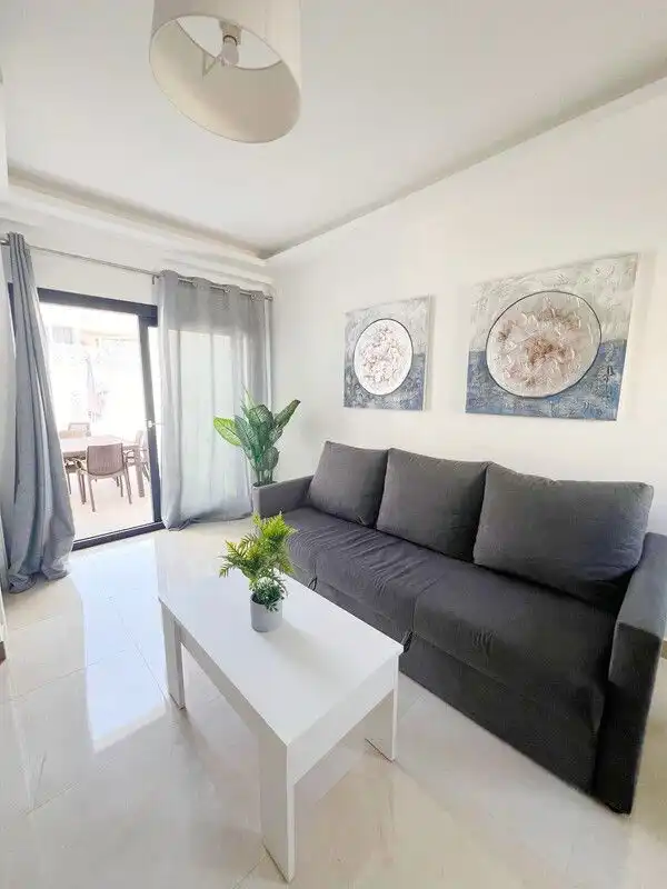 Sala de estar de Casa adosada en venta en San Miguel de Abona con Aire acondicionado, Jardín privado y Terraza