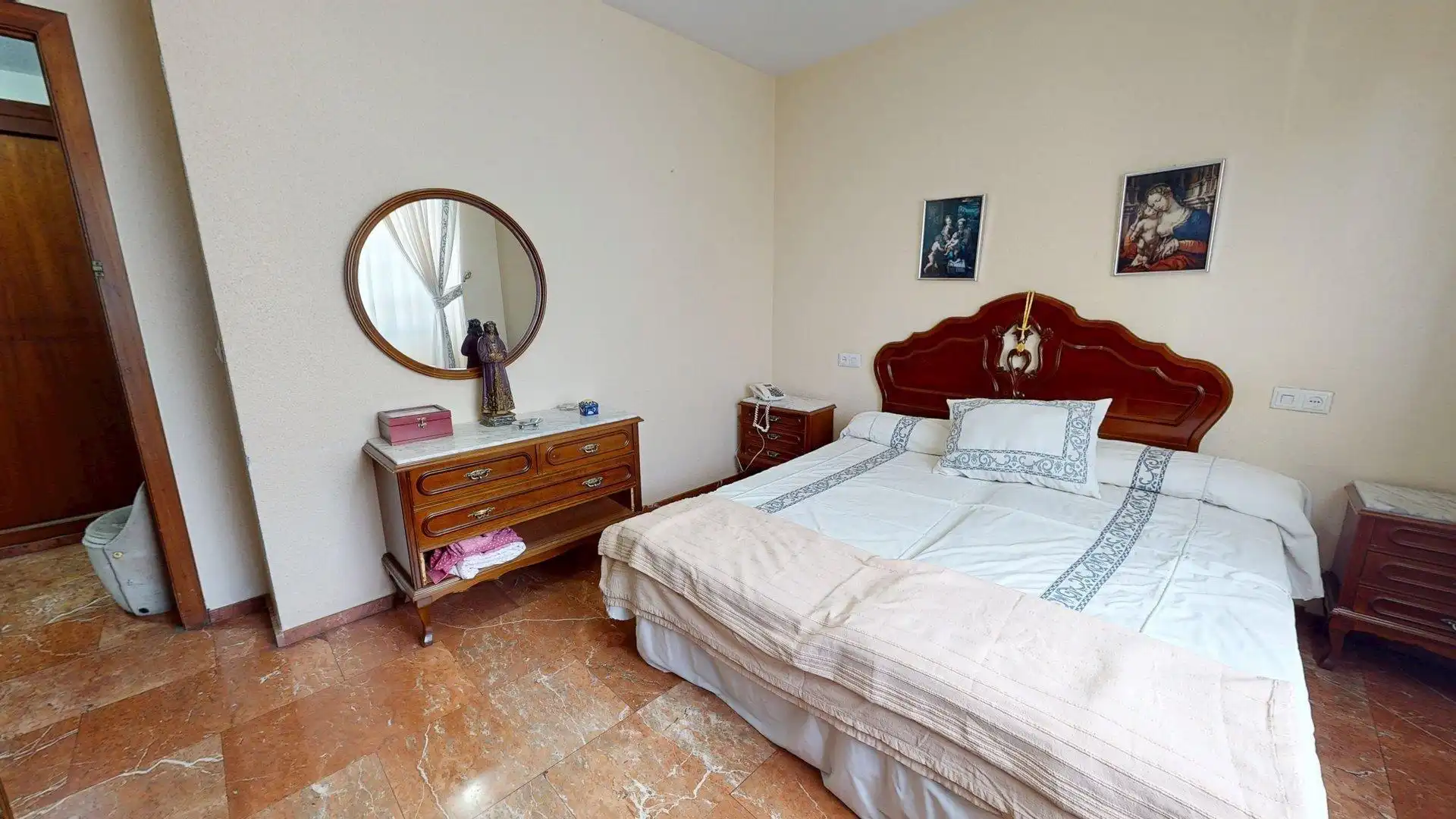 Bedroom of Flat for sale in Córdoba  with Air Conditioner, Terrace and Balcony