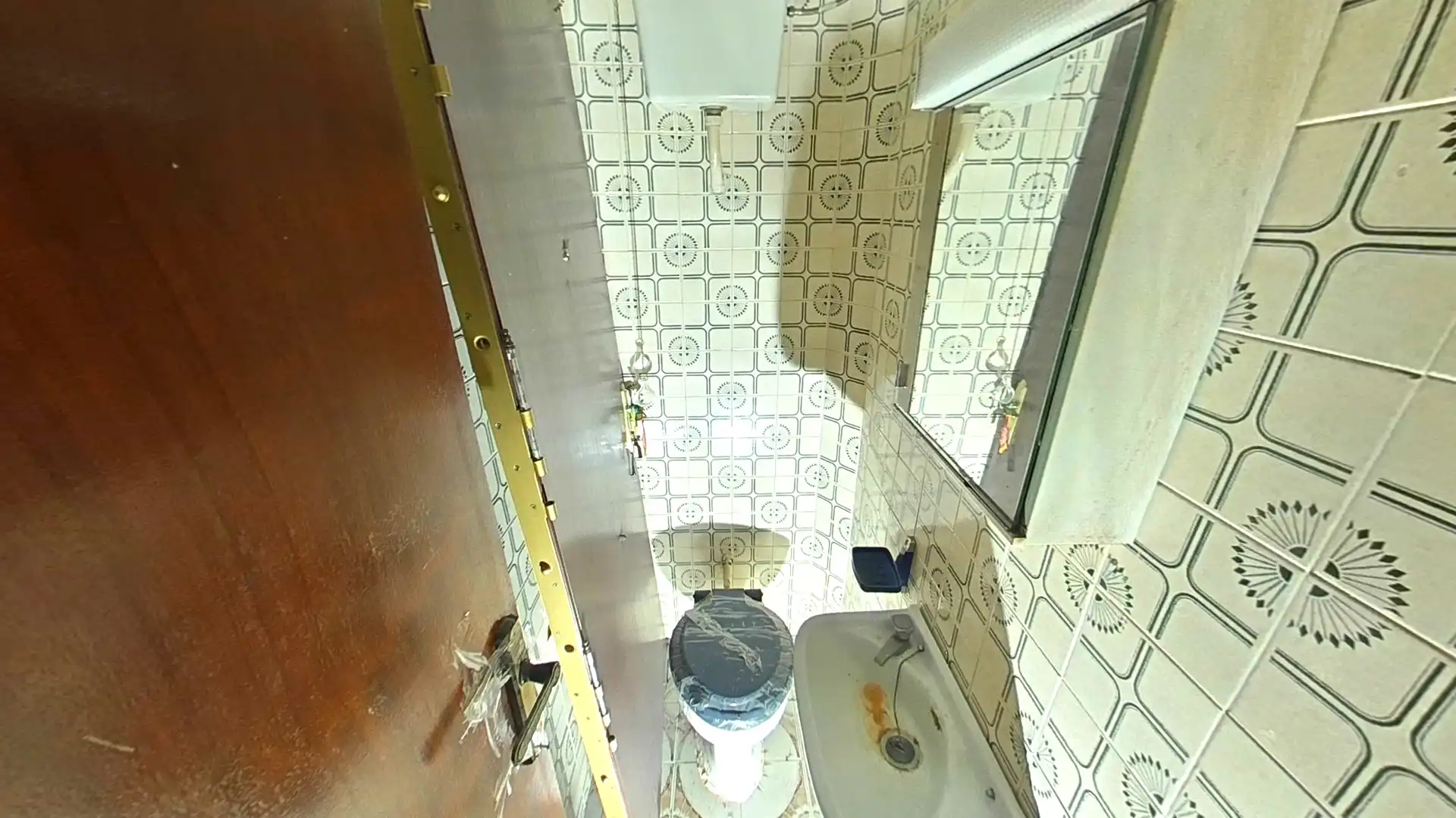 Baño de Piso en venta en Sevilla con Aire acondicionado