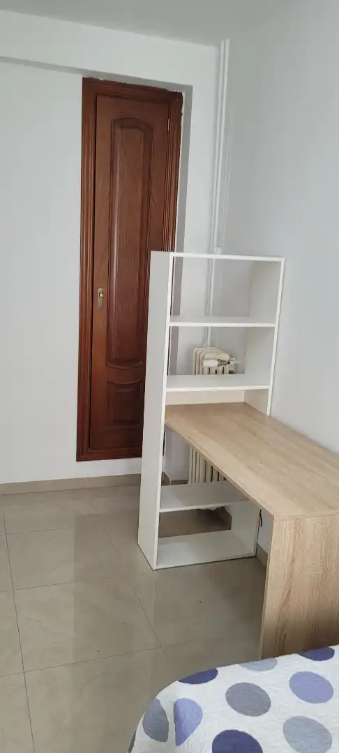 Piso de alquiler en Cuenca con Calefacción, Parquet y Amueblado