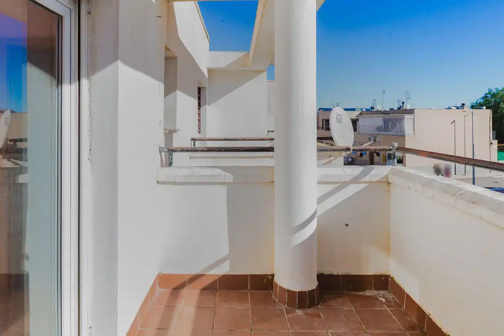 Terrasse von Einfamilien-Reihenhaus zum Verkauf in Níjar
