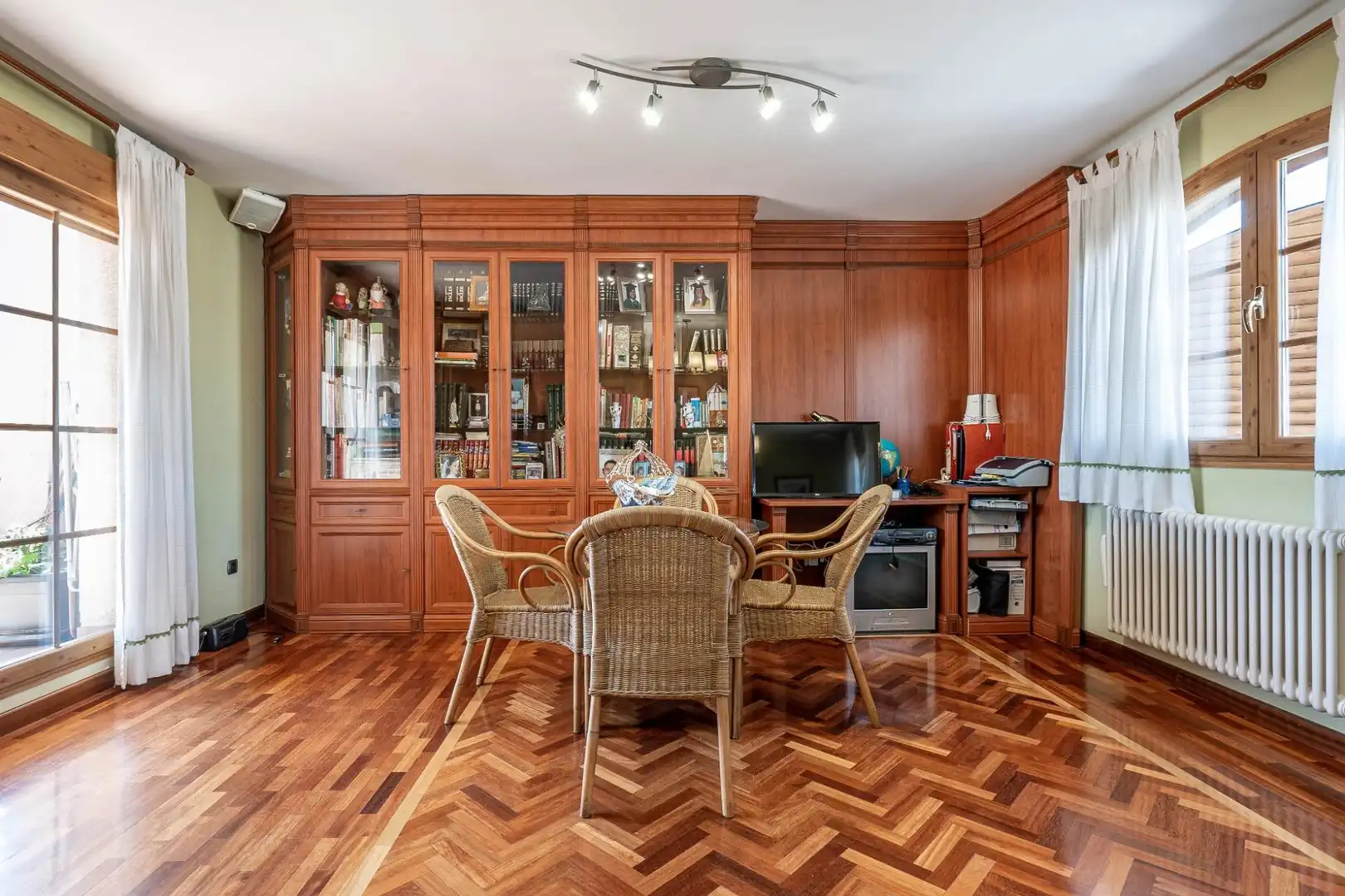 Comedor de Casa o chalet en venta en Granada con Aire acondicionado, Calefacción y Terraza