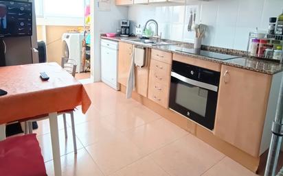 Kitchen of Flat for sale in El Vendrell  with Air Conditioner, Heating and Balcony