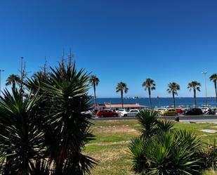 Außenansicht von Einfamilien-Reihenhaus miete in  Almería Capital mit Klimaanlage, Terrasse und Balkon