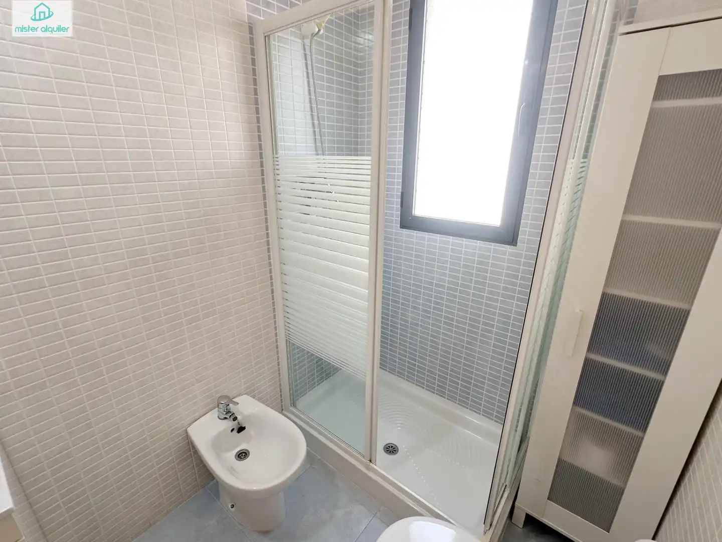 Bathroom of Apartments for rent in El Campello  with Air Conditioner, Heating and Private garden