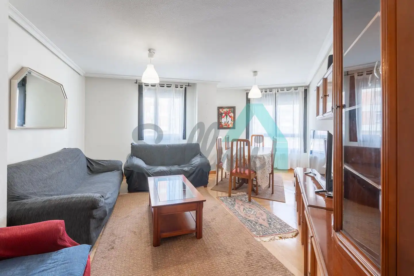 Living room of Flat for rent in Oviedo   with Heating, Parquet flooring and Furnished
