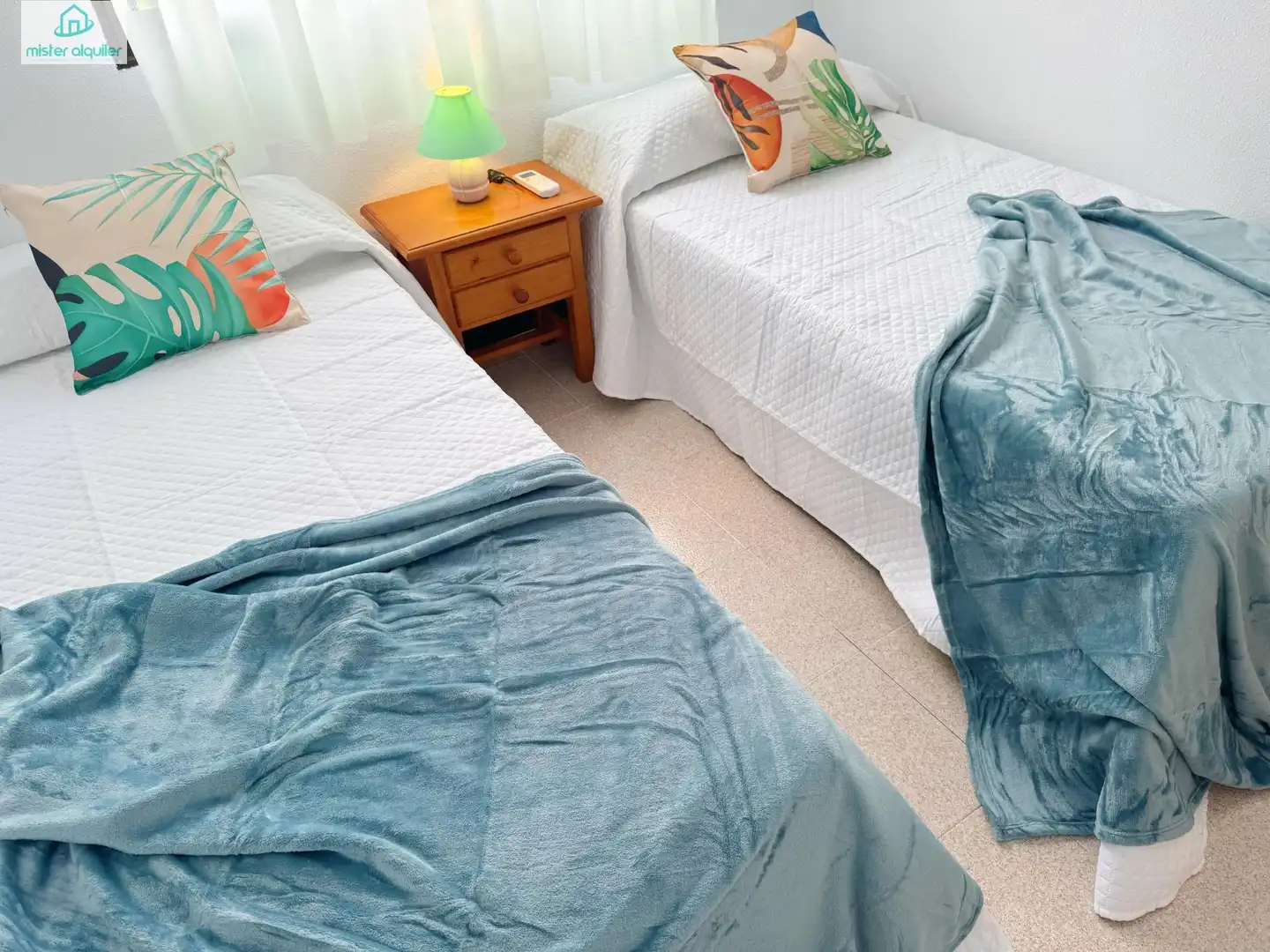 Bungalow con terrazza in affitto a Calle ALBAYNA 3, imagen 18