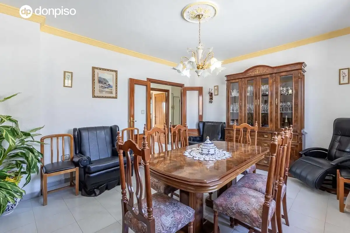 Casa o xalet en venda a Calle Calle Gran Vía de Colón, 22, Láchar