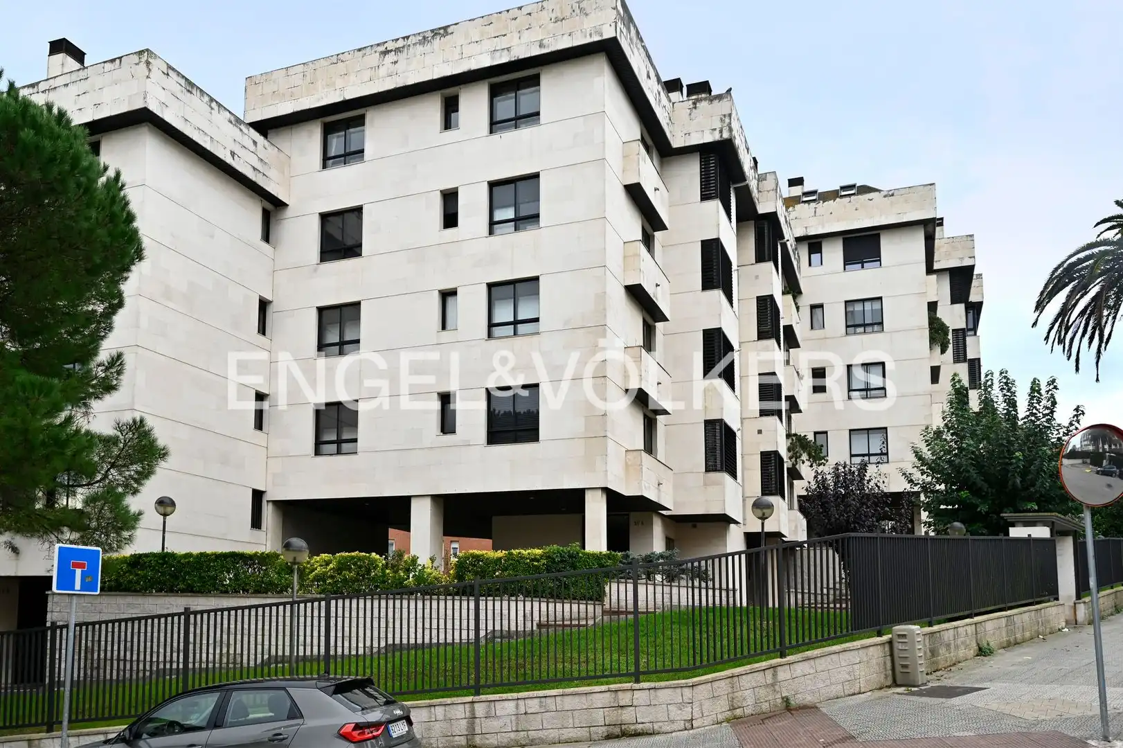 Vista exterior de Piso en venta en Valdenoja
