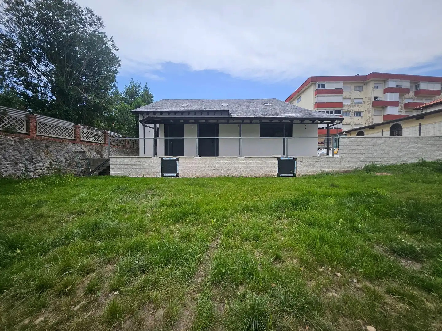 Exterior view of Houses for sale in Torrelavega   with Private garden