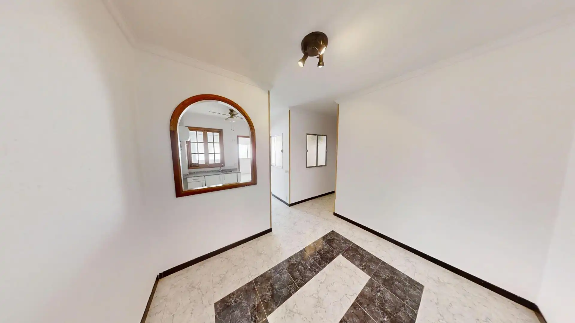 Casa adosada en venda en Ingenio amb Terrassa, Traster i Balcó
