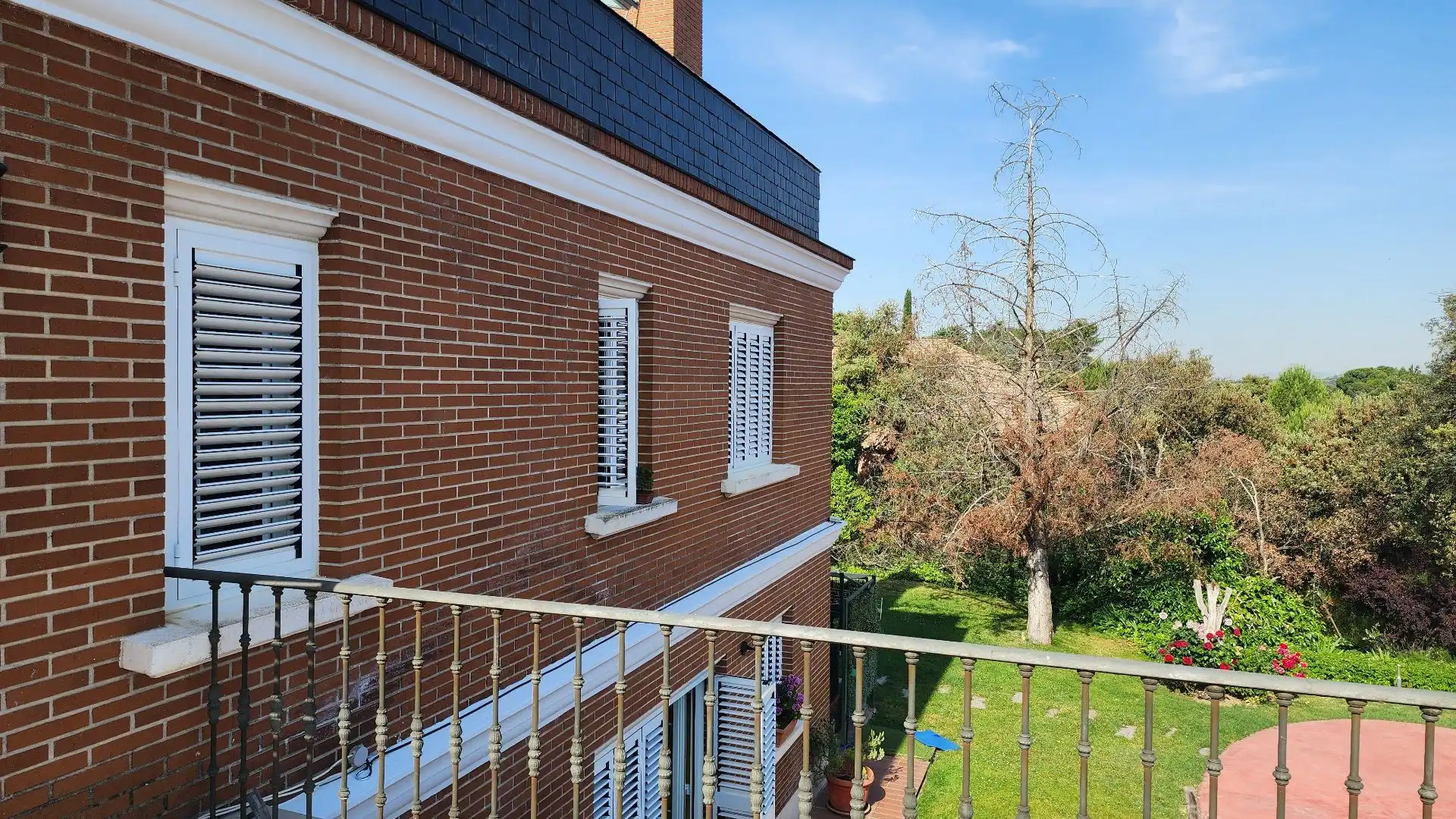 Vista exterior de Casa o chalet en venta en Villaviciosa de Odón con Aire acondicionado, Calefacción y Terraza