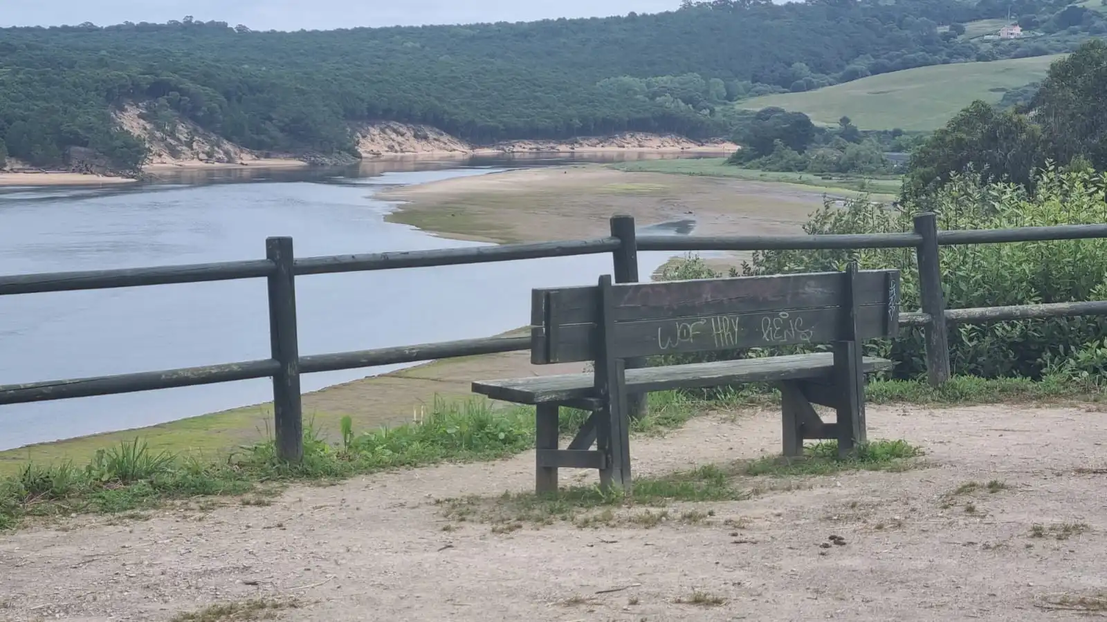 Jardí de Casa o xalet en venda en Miengo amb Calefacció, Jardí privat i Moblat