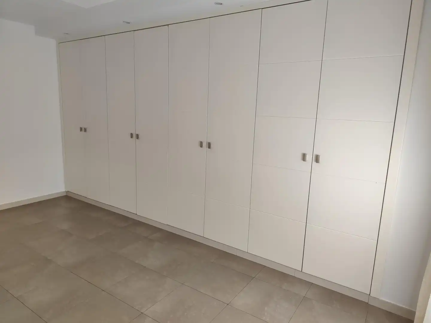 Wohnung zur Miete in Almería mit Klimaanlage und Möbliert