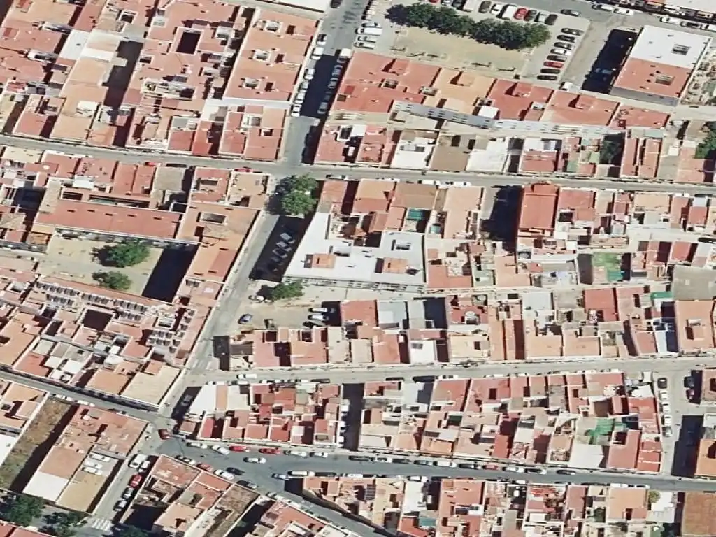 Piso en venta en HUERTO DE LA POTALA 28