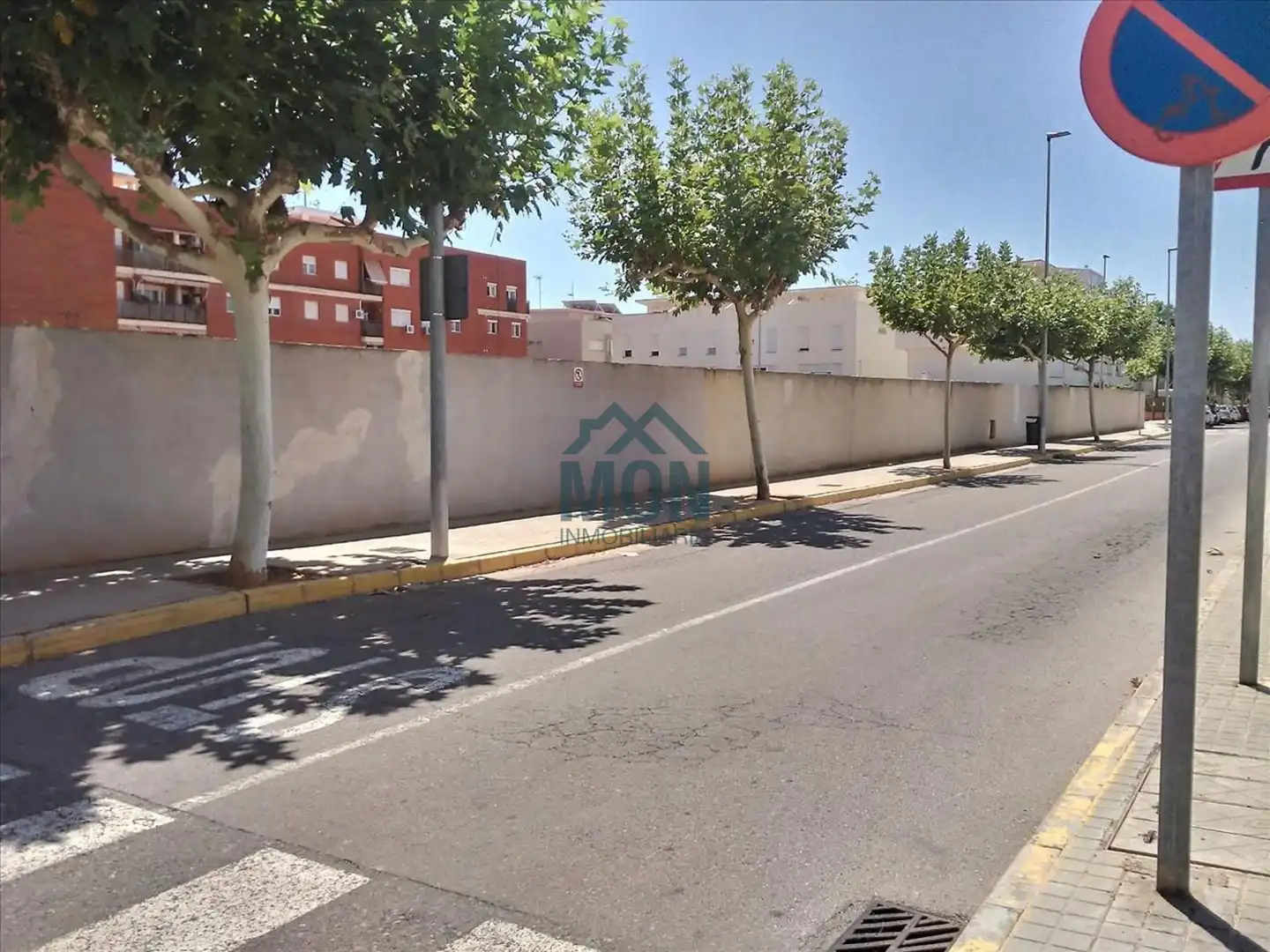 Vista exterior de Edificio en venta en Nules