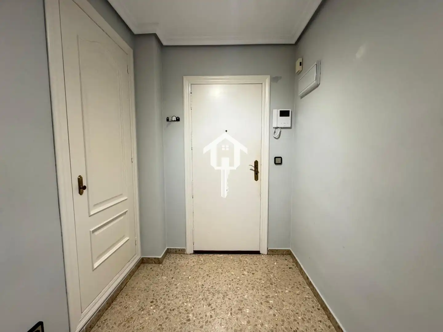 Flat for sale in Alicante / Alacant  with Air Conditioner, Terrace and Furnished