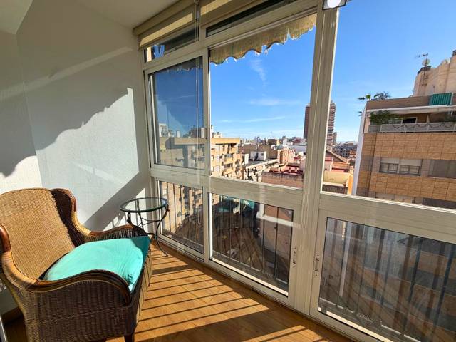 Piso en Venta en Avenida de Benito Pérez Galdós, 64 en Ensanche - Diputación