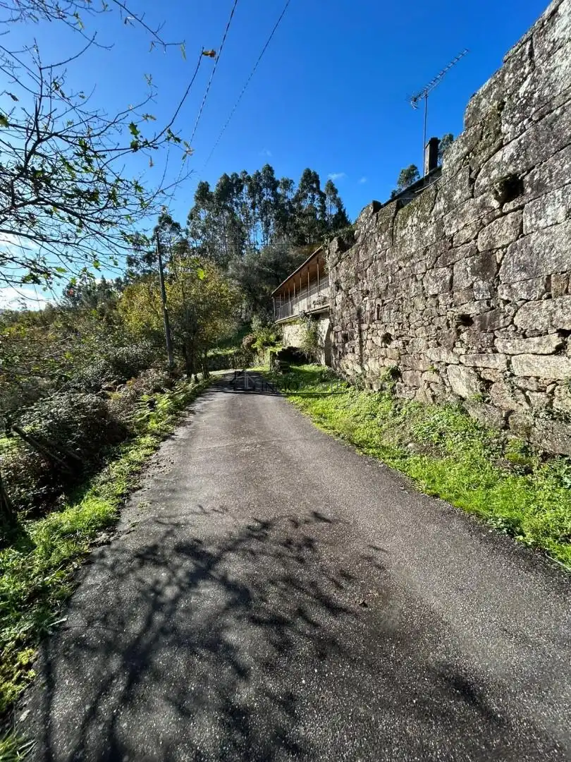 Vista exterior de Casa o xalet en venda en Cerdedo amb Jardí privat