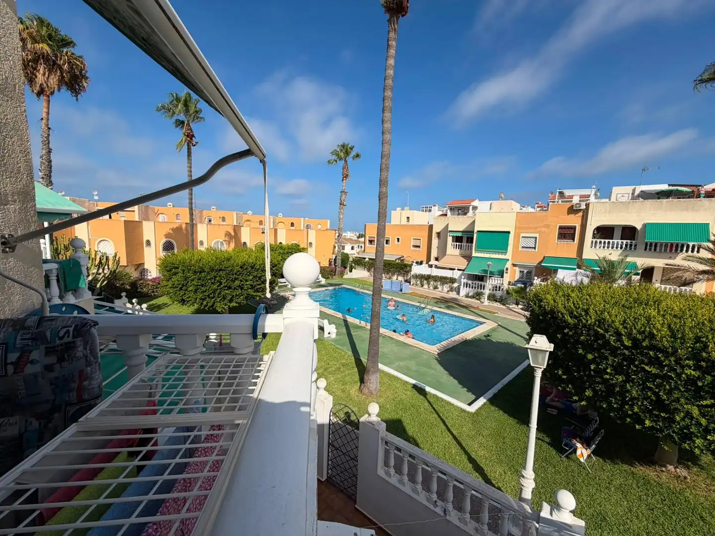 Vista exterior de Casa o chalet en venta en Torrevieja con Aire acondicionado, Jardín privado y Terraza