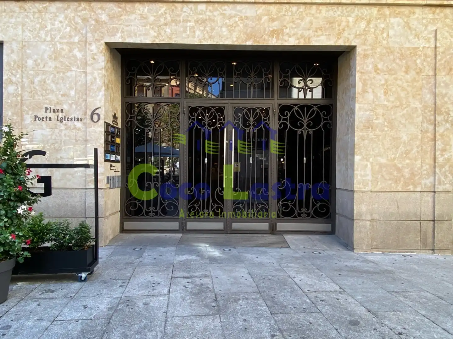 Vista exterior de Pis en venda en Salamanca amb Aire condicionat, Calefacció i Parquet