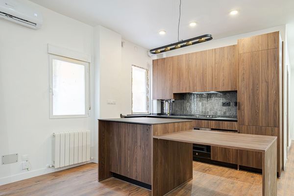 Kitchen of Flat for sale in  Madrid Capital  with Air Conditioner and Heating