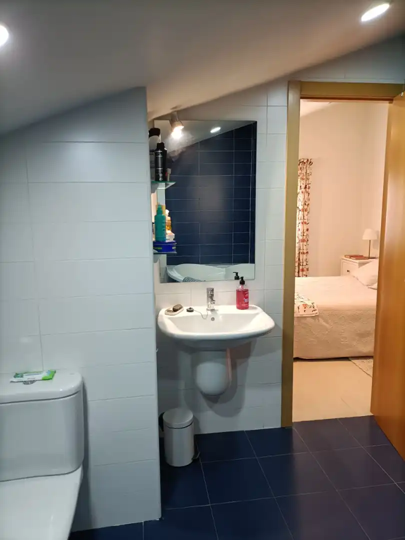 Badezimmer von Dachboden zum Verkauf in Segorbe mit Klimaanlage, Terrasse und Abstellraum