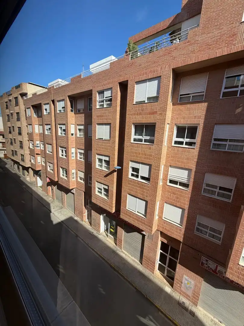 Vista exterior de Pis en venda en Ausias March