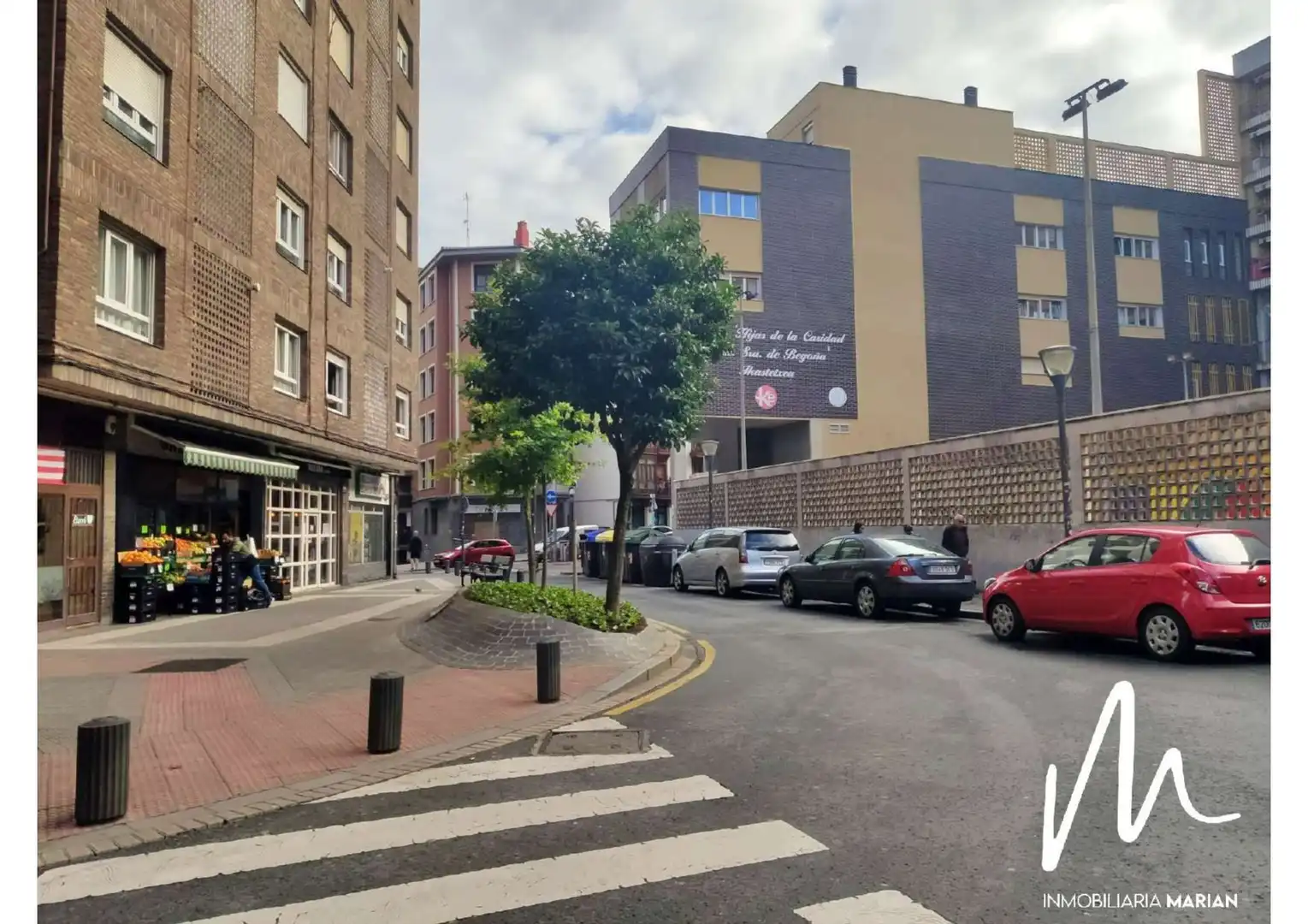 Vista exterior de Local en venda en Bilbao  amb Moblat