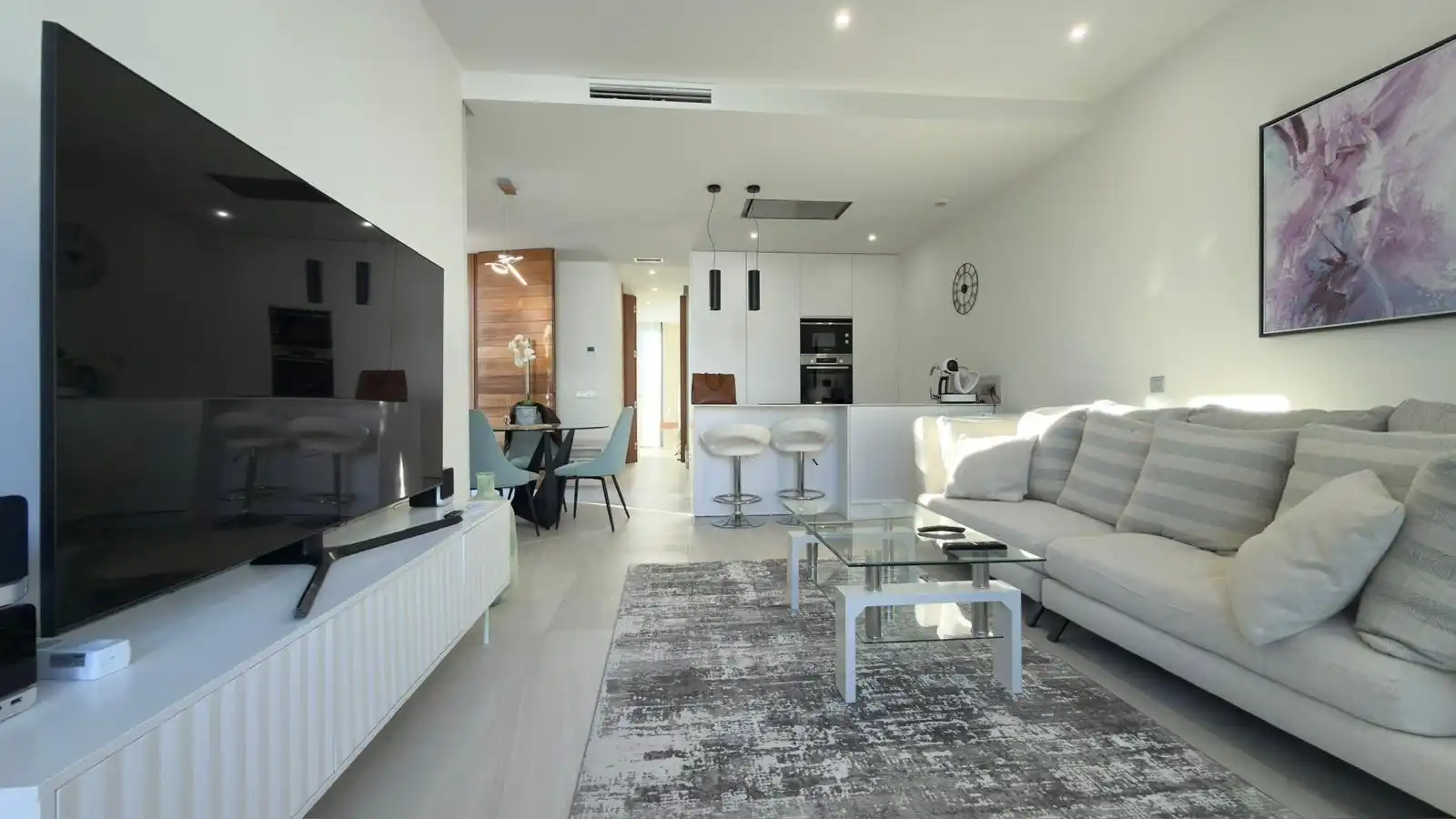 Sala de estar de Casa o chalet de alquiler en Finestrat con Aire acondicionado, Calefacción y Jardín privado