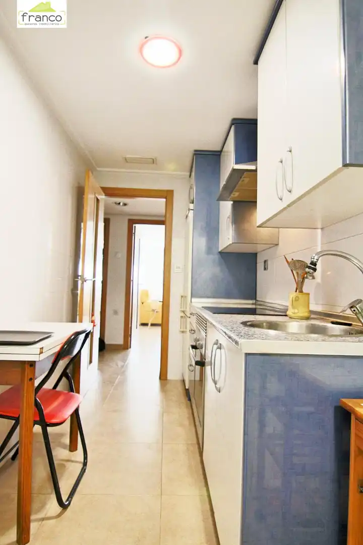 Apartamento de alquiler en Juan Carlos I